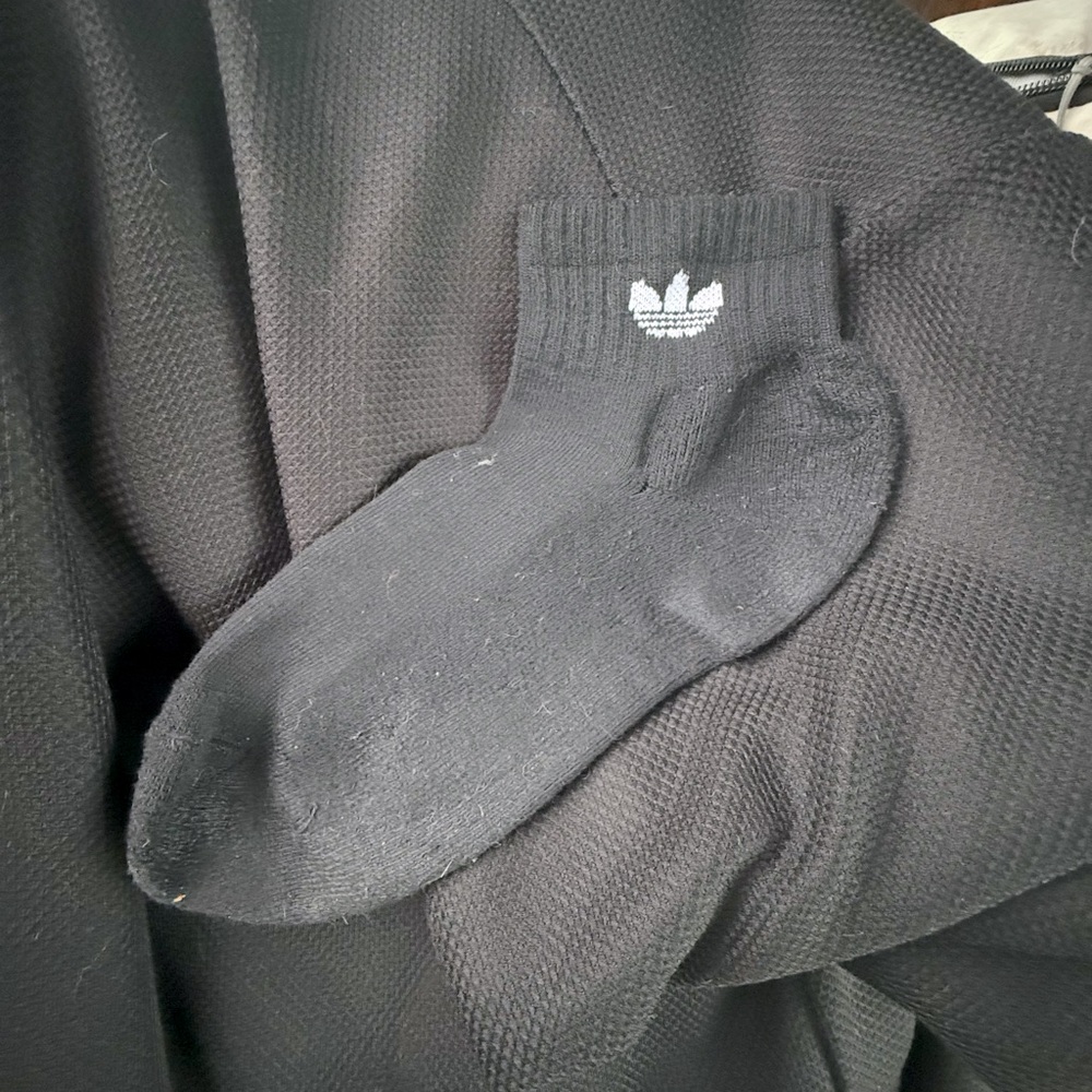 There’s only one left sock used can’t find other one?